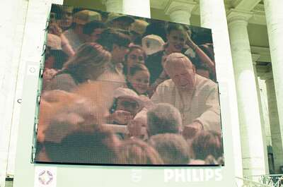 A Philips big screen showing the Pope among pilgrims — St Peter's Basilica, Vatican City (21-27 May 2000)