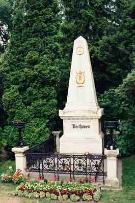 The Beethoven monument with its lyre and railed enclosure — Vienna, Austria (14-16 June 2000)