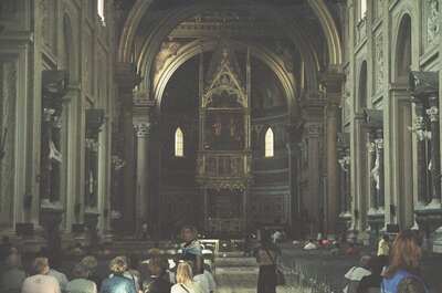 The basilica nave and Gothic baldachin with tourists — Rome, Italy (late May 2000)