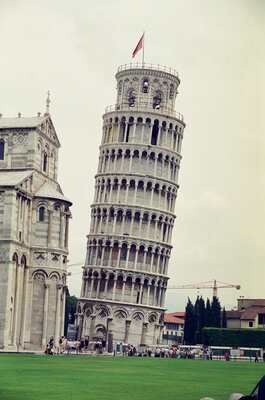 The Leaning Tower and Cathedral on the green lawn — Pisa, Italy (26-27 May 2000)