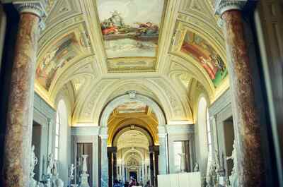 The vaulted Gallery of Candelabra and its frescoes — Vatican Museums, Vatican City (21-27 May 2000)