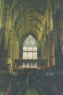 The quire vaulting and organ pipes of York Minster — York, England (August 2000)