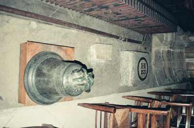 An old bell mounted by the John Knox House — Edinburgh, Scotland (August 2000)