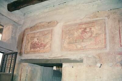 Walkway between mosaic-decorated houses at Herculaneum — Herculaneum, Italy (4-6 June 2000)
