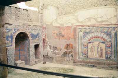 Replanted vineyard rows among the Pompeii ruins — Pompeii, Italy (4-6 June 2000)