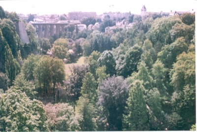 The Petrusse valley toward the Passerelle — Luxembourg City, Luxembourg (1-3 July 2000)