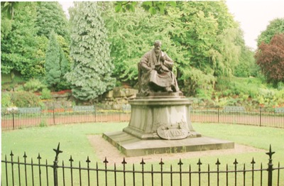 The Lord Kelvin statue in Kelvingrove Park — Glasgow, Scotland (20-25 July 2000)